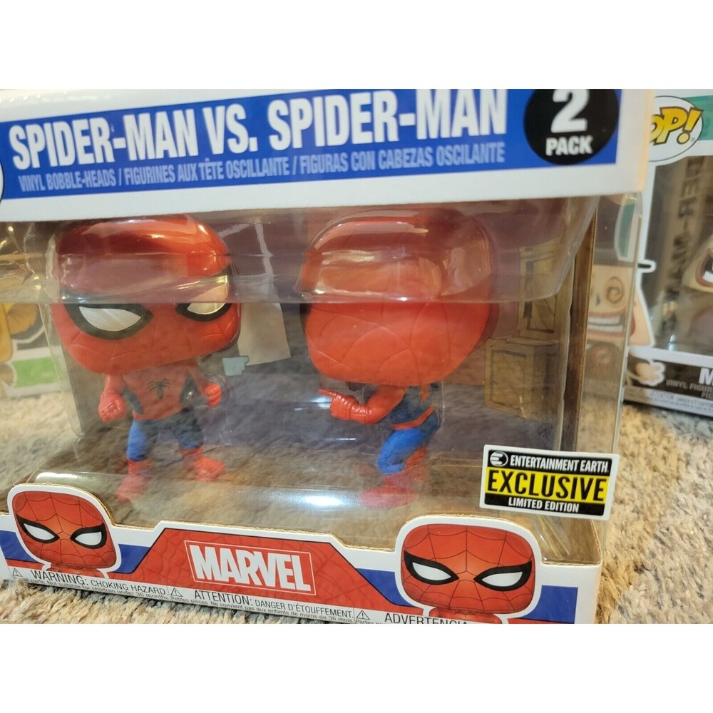 Funko Pop Spiderman Vs. Spiderman 2 Pack Pop Vinyl Figure EE Exclusive - Picture 2 of 8